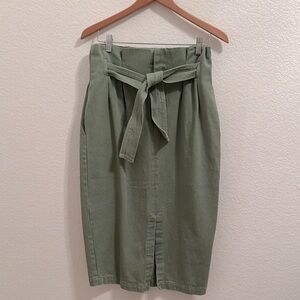 SAN SOUCI Green Knee-Length Pencil Skirt with Tie Front